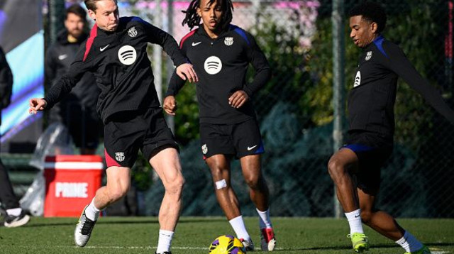 דה יונג, קונדה ובאלדה (צילום: Gettyimages)