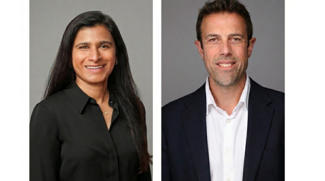 (משמאל לימין)- שאליני אגרוואל ומשה תנך (מנכ"ל ניוריאליטי) (צילום: NeuReality)