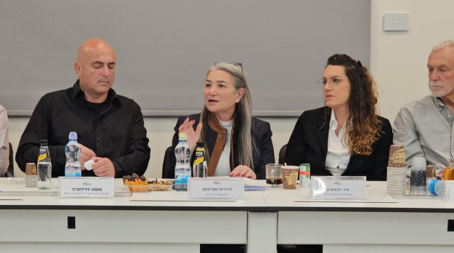 ראשי הרשויות המקומיות בצפון בפגישה עם בנימין נתניהו (צילום: רועי אברהם / לע"מ)