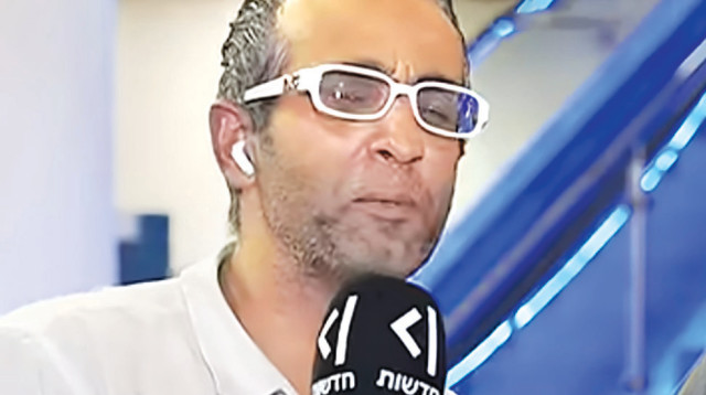 תומר משקף לבן (צילום: צילום מסך)