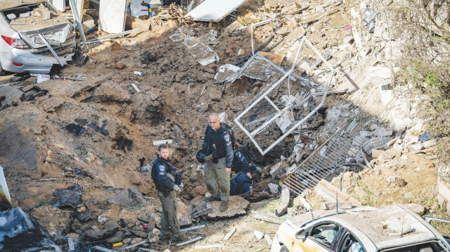 זירת נפילה בתל אביב (צילום: פלאש 90)