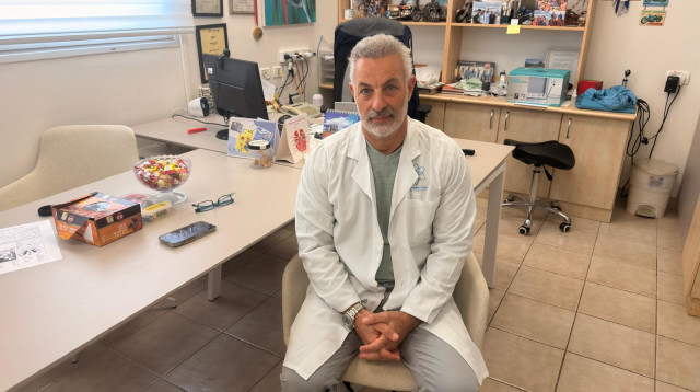 ד"ר אייל סלע (צילום: בתיה גלעדי)