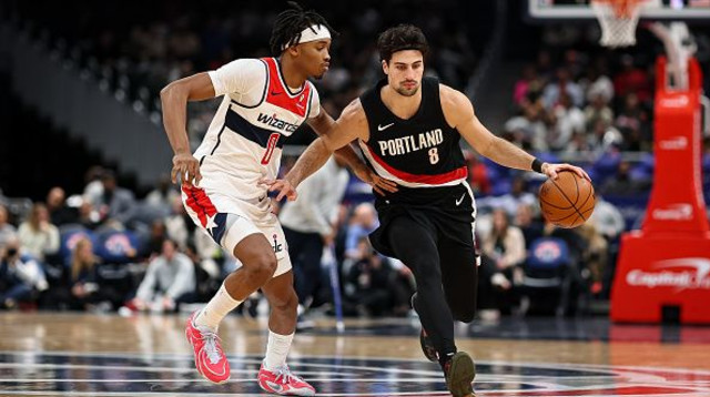 דני אבדיה במפגש הקודם מול הוויזארדס (צילום: Scott Taetsch)