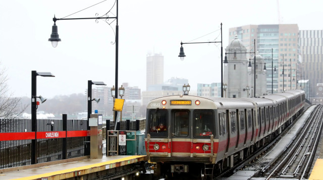 Mbta, הרכבת הפרברית של בוסטון (צילום: GettyImages, Maddie Meyer)