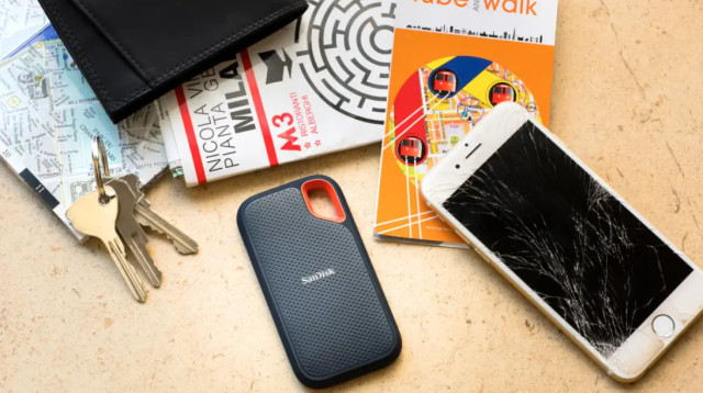 גיבוי מידע (צילום:  SanDisk )