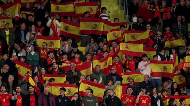 אוהדי נבחרת ספרד (צילום: Soccrates Images)