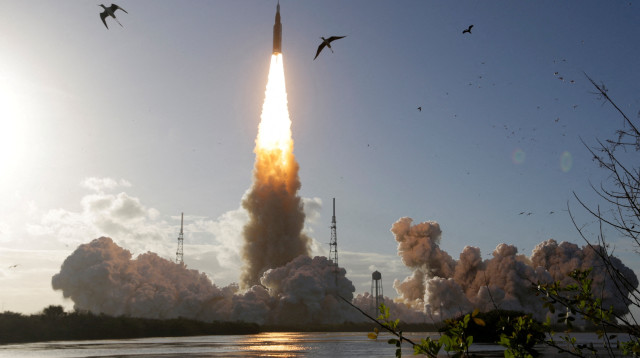 השיגור של ארטמיס 2 לירח (צילום: רויטרס)