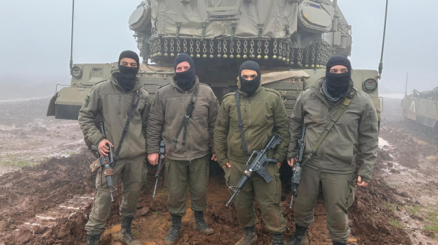 צוות הטנק. פסיפס של החברה הישראלית (צילום: אבי אשכנזי)