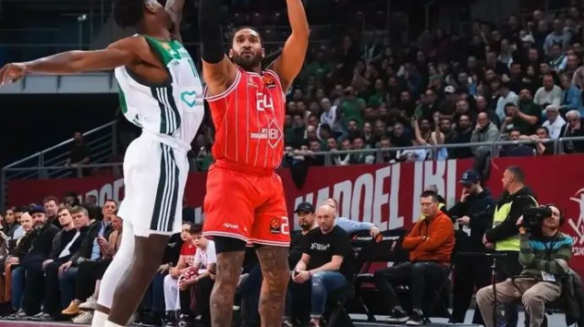 הפועל תל אביב מול פנאתינייקוס (צילום: אתר רשמי, הפועל "IBI" תל אביב)