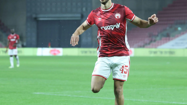 שחקן הפועל באר שבע, מוחמד אבו רומי (צילום: דני מרון)