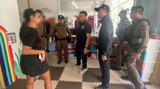 פשיטה על מעון לא חוקי בקופנגן (צילום: משטרת תאילנד)