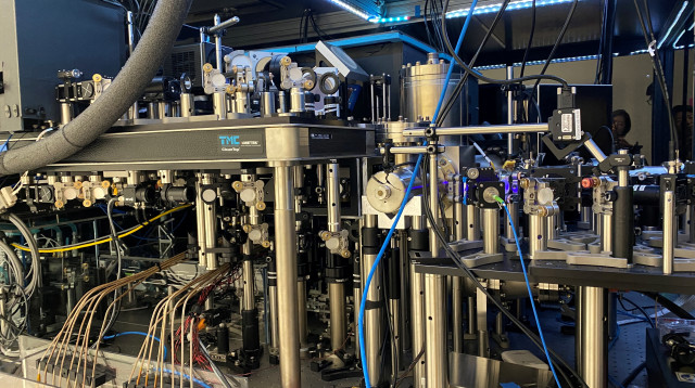 מחשב קוונטי  (צילום: REUTERS/Jane Lanhee Lee)