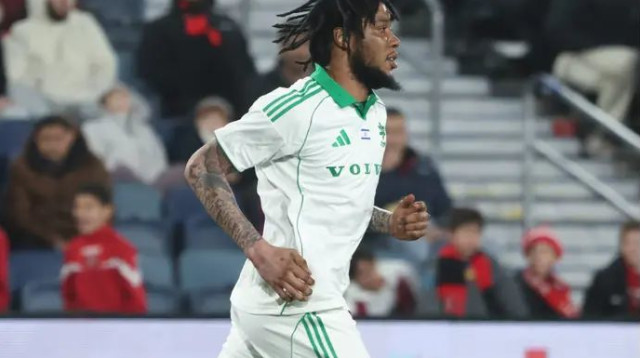 "ההבדל הוא שכאן אלה טילים". סטיוארט (צילום: דני מרון)