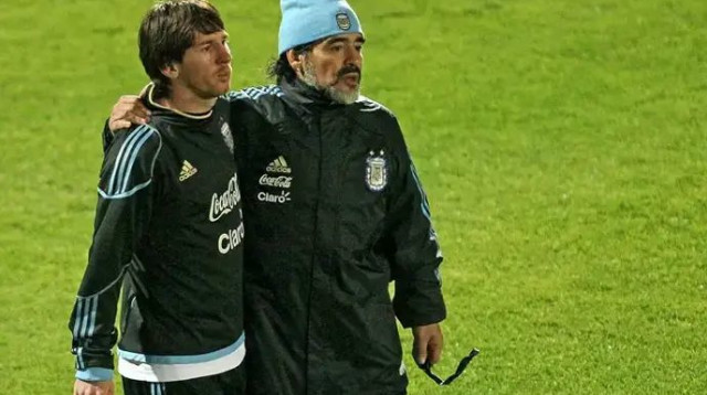 מראדונה ומסי (צילום: GettyImages, Chris McGrath)