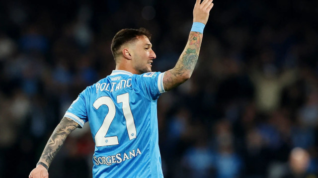 שחקן נאפולי מתאו פוליטאנו (צילום: רויטרס)