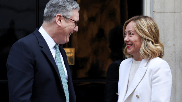 קיר סטארמר וג'ורג'יה מלוני (צילום: רויטרס)