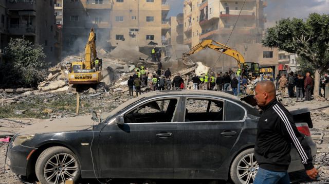 נזק בעיר צור מתקיפות צה"ל (צילום: רויטרס)