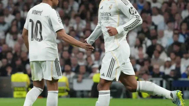 בלינגהאם ואמבפה. יחד בהרכב (צילום: אימג'בנק  GettyImages, Masashi Hara)