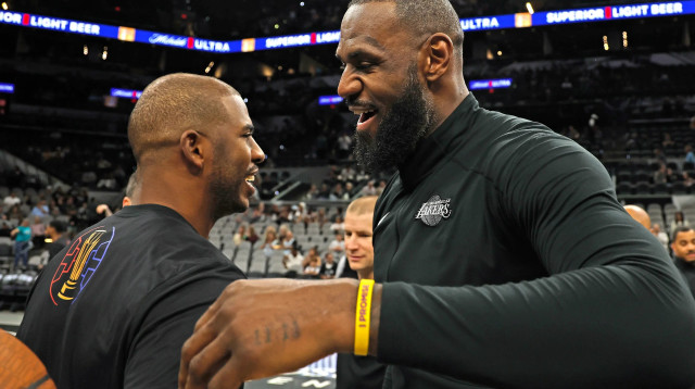 לברון ג'יימס וכריס פול (צילום: GettyImages)