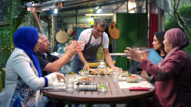 בואו לאכול איתי בערבית (צילום: מכאן 33)