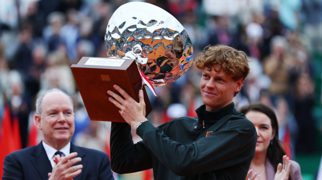 יאניק סינר טניסאי איטלקי, אלוף טורניר מונטה קרלו 2026 (צילום: רויטרס)