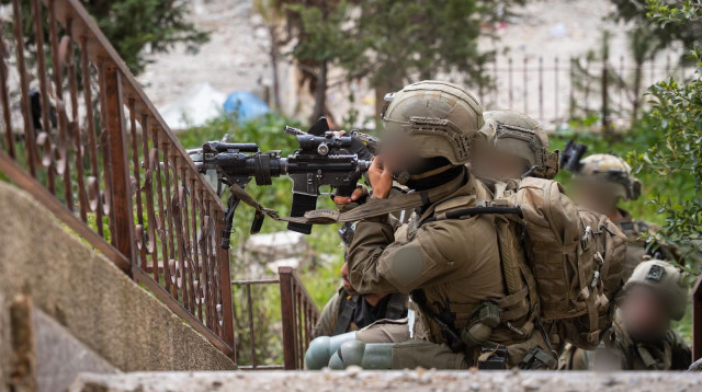 כוחות צה"ל בבינת ג׳בייל (צילום: דובר צה"ל)