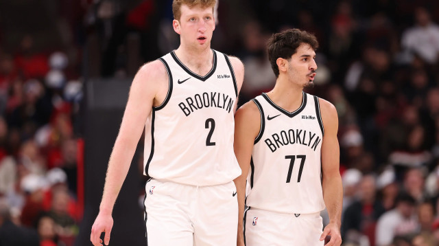 שחקני ברוקלין נטס דני וולף, בן שרף (צילום: אימג'בנק  GettyImages, Michael Reaves)