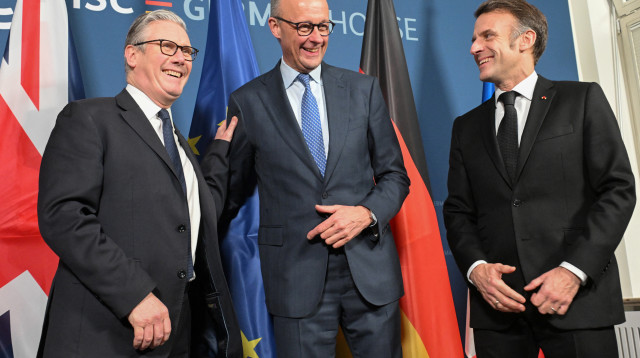 עמנואל מקרון, פרידריך מרץ וקיר סטארמר (צילום: רויטרס)