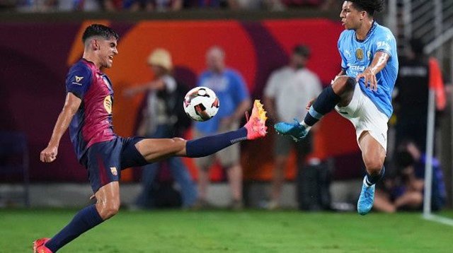 ג'רארד מרטין מברצלונה מול ריקו לואיס ממנצ'סטר סיטי (צילום: GettyImages)