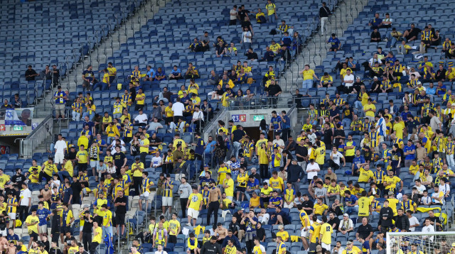 אוהדי מכבי תל אביב (צילום: דני מרון)