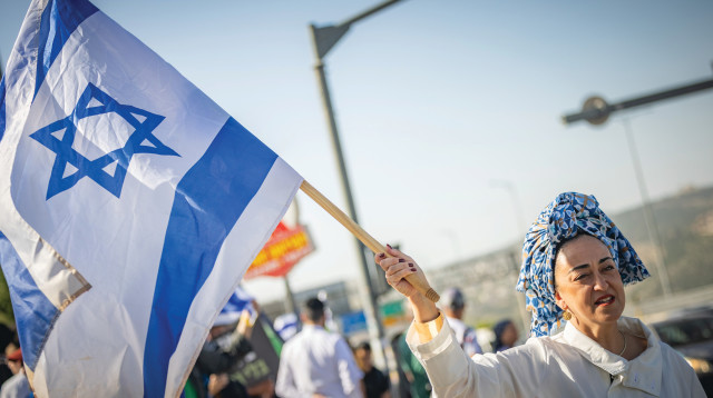 ללי דרעי בצעדה (צילום: יונתן זינדל פלאש 90)