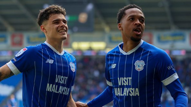 שחקני קארדיף סיטי חוגגים (צילום: Cardiff City FC)