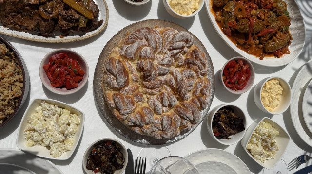 טנא, חלה לשבתיה (צילום: בתיה שורק)