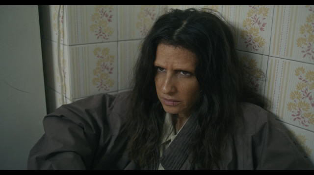 דאנה איבגי בסרט "חיים ללא כיסוי" (צילום: מידן ארמה)