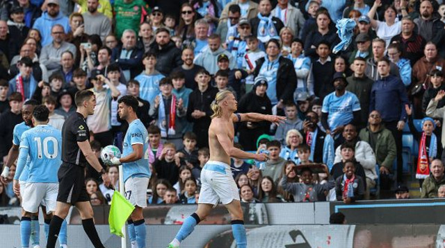 הולאנד ומנצ'סטר סיטי חוגגים מול ארסנל (צילום: Getty images)