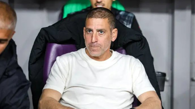 רן קוז'וך מאמן הפועל באר שבע (צילום: קובי אליהו)