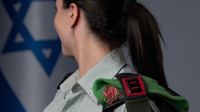 סרן ד”ר ע’, קצינת הרפואה של יחידה מובחרת בחטיבת הנח”ל (צילום: דובר צה"ל)