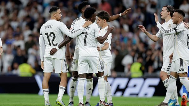 שחקני ריאל מדריד חוגגים (צילום: Getty images)