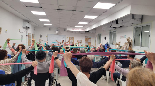 שבוע הספורט בגבעתיים. פעילויות לגיל השלישי (צילום: דוברות העירייה)