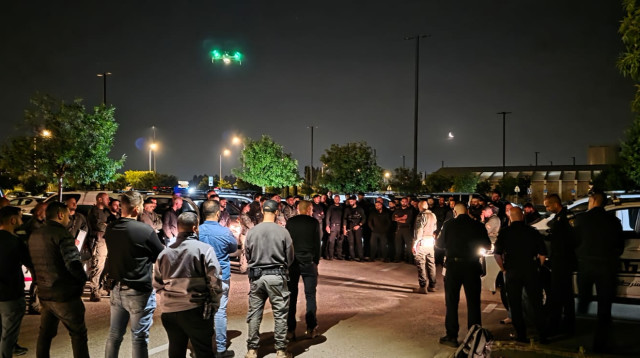 פשיטת ענק בצפון לאחר הפעלה סמויה שהתמקדה בסוחרי אמל"ח (צילום: דוברות המשטרה)