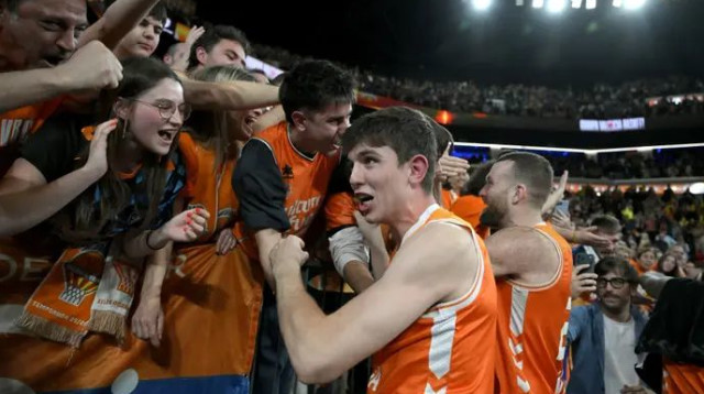 ולנסיה עשתה זאת! (צילום: אימג'בנק  GettyImages, Jose JORDAN / AFP)