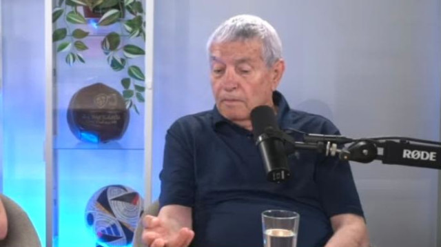 זאב ברקוביץ', אביו של אייל ברקוביץ' (צילום: מסך מתוך "המאמי הלאומית" מבית הפודיום)