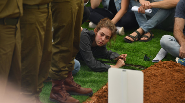 רואי, אלמנתו של איתמר ספיר ז"ל (צילום: אבשלום ששוני)