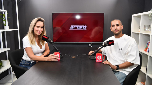 מאמן הכושר מיבנה עמיחי פיטנס בפודקאסט מעריב (צילום: אבשלום ששוני)