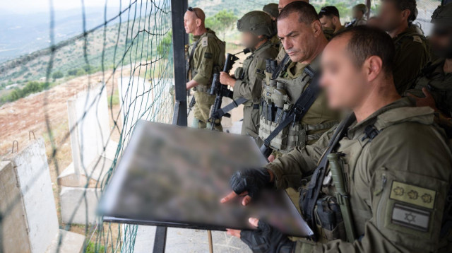 הרמטכ"ל אייל זמיר בביקור באוגדת הבשן בצפון (צילום: דובר צה"ל)