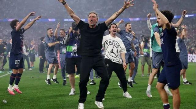 לואיס אנריקה חוגג (צילום: אימג'בנק  GettyImages)