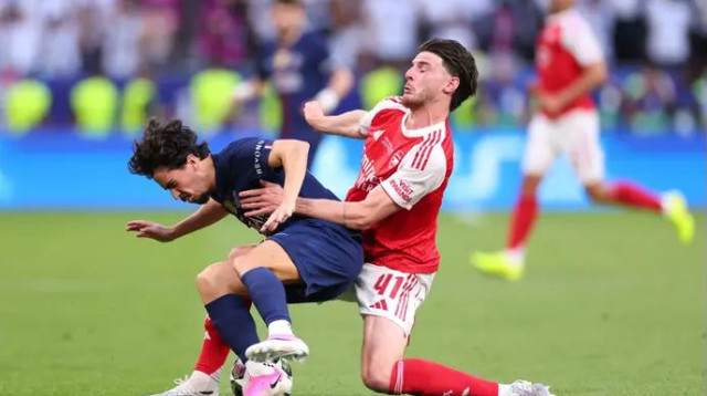 קרב קשוח בקישור. ויטיניה מול רייס (צילום: GettyImages)