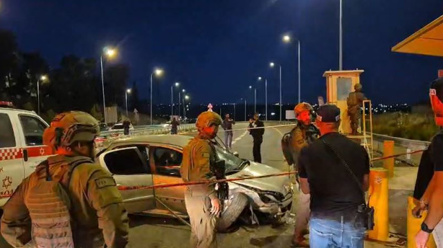 זירת פיגוע הדריסה בצומת הגוש, חטיבת עציון (צילום: צילום מסך,TPS)