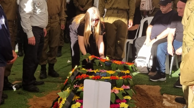 הלווית סמ"ר מיכאל טיוקין ז"ל (צילום: אבי רוקח)