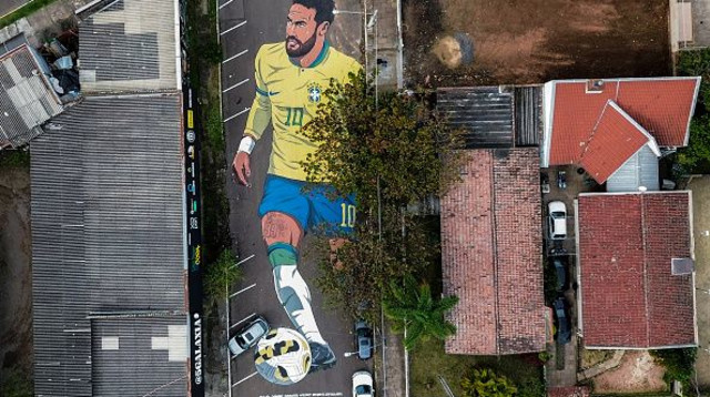 מחווה יוצאת דופן לניימאר (צילום: Pedro H. TESCH / AFP via Getty Images)